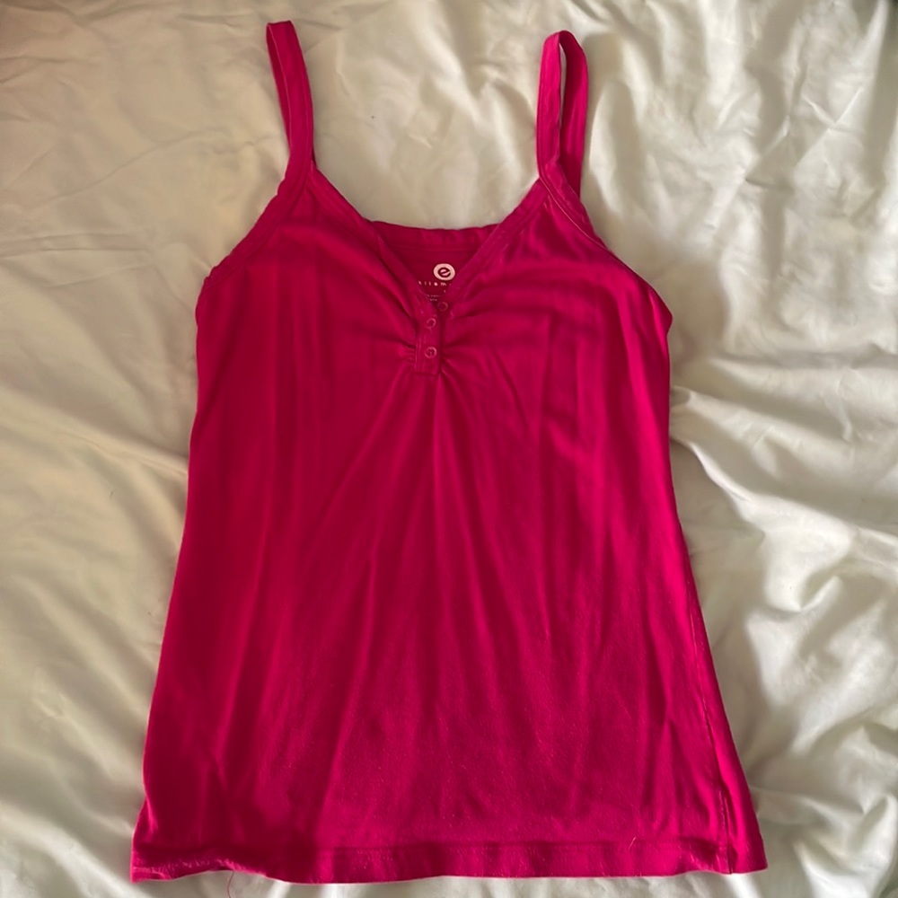 Women’s pink tank top